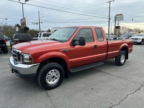 Used 2001 Ford F250 XLT image 1