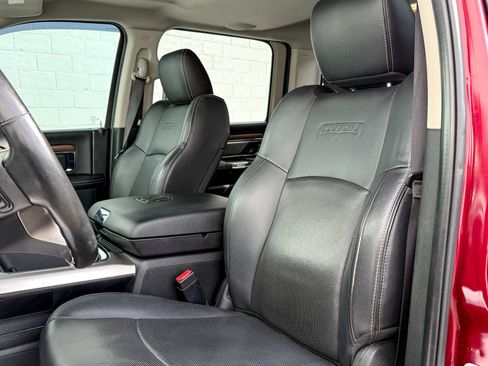 Used 2017 RAM 1500 Laramie w/ Convenience Group AWD/4WD image 15
