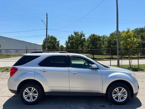 Used 2014 Chevrolet Equinox LT w/ Driver Convenience Package FWD image 2