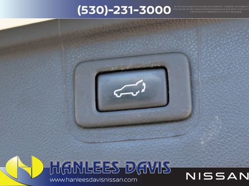 Used 2018 Subaru Outback 2.5i Limited image 11