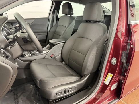 Used 2016 Chevrolet Malibu LT FWD image 12