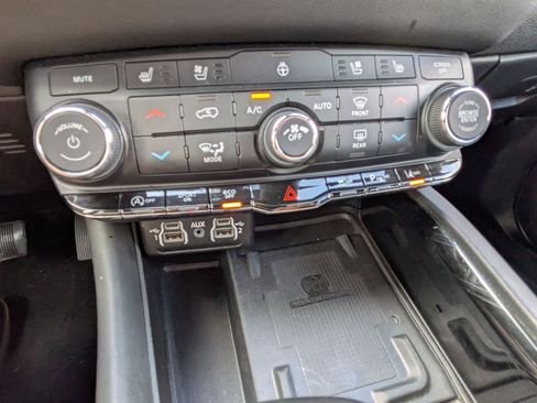 Certified 2022 Dodge Durango Citadel image 19