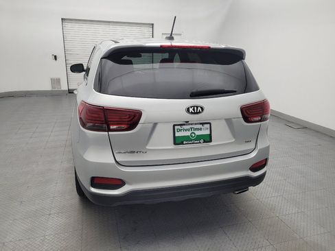 Used 2019 Kia Sorento L FWD image 6