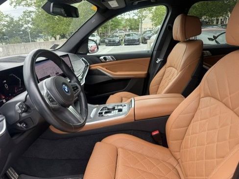 Used 2024 BMW X5 xDrive50e w/ M Sport Package AWD/4WD image 3