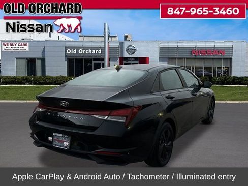 Used 2023 Hyundai Elantra SEL image 6