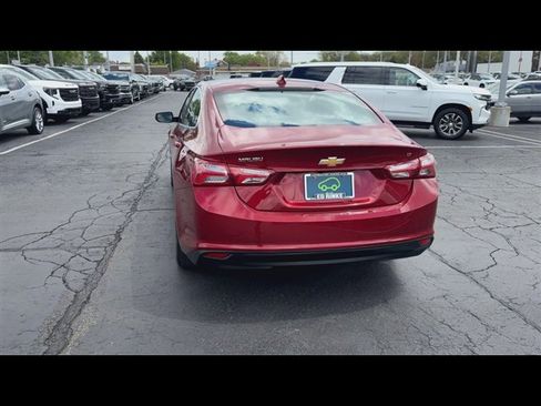 Used 2020 Chevrolet Malibu LT FWD image 7