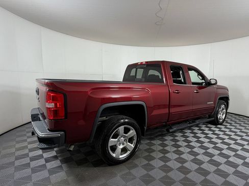 Used 2017 GMC Sierra 1500 SLE w/ SLE Value Package AWD/4WD image 4