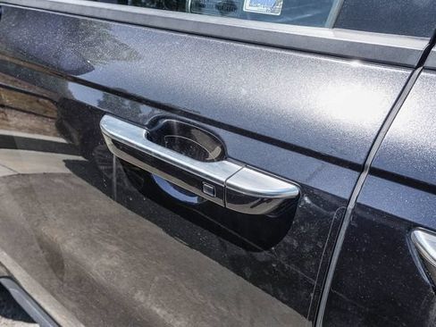 Certified 2024 Kia Carnival LX FWD image 10