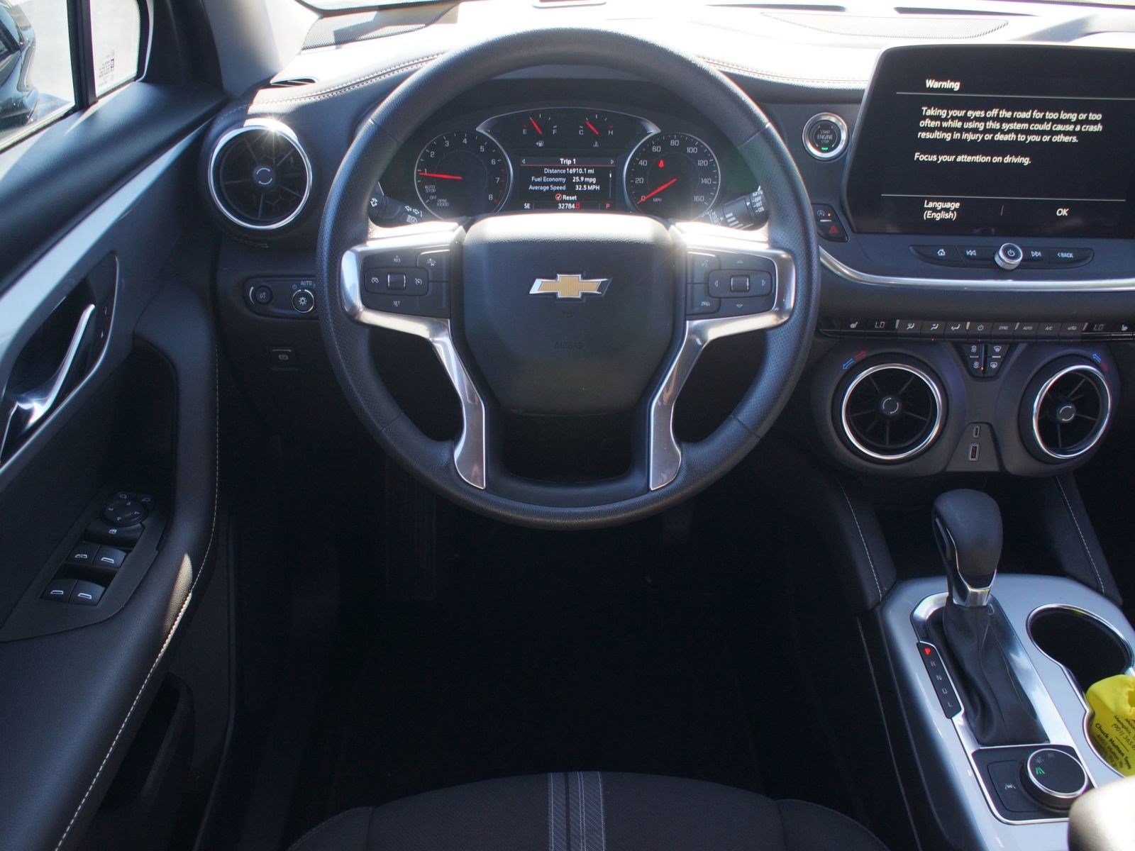 Used 2025 Chevrolet Blazer LT FWD image 5