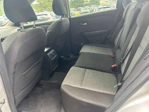 Used 2022 Nissan Rogue SV AWD/4WD image 13