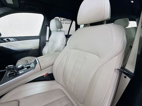 Used 2022 BMW X5 xDrive45e w/ Executive Package image 21