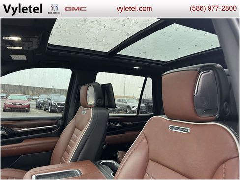 Certified 2023 GMC Yukon Denali Ultimate image 23