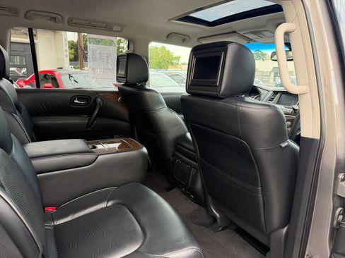 Used 2015 INFINITI QX80 4WD w/ Theater Package image 24