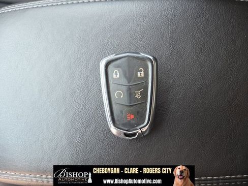 Used 2015 Cadillac SRX Luxury w/ Driver Awareness Package FWD image 10
