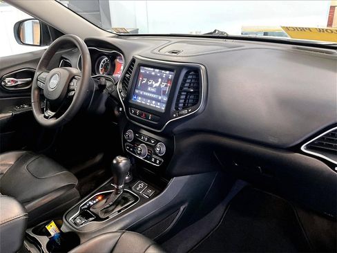 Used 2023 Jeep Cherokee Altitude Lux image 14