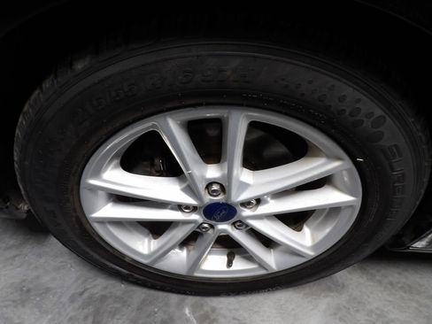 Used 2018 Ford Focus SE image 19
