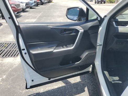 Certified 2023 Toyota RAV4 LE FWD image 24