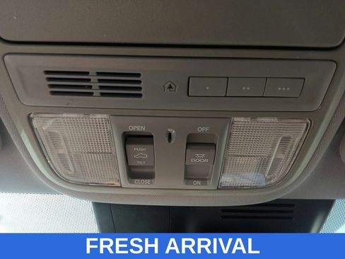 Used 2020 Honda CR-V EX-L image 30