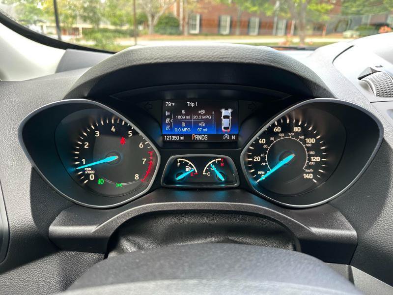 Used 2019 Ford Escape SE FWD image 25