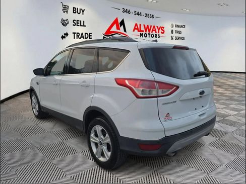 Used 2016 Ford Escape SE w/ Equipment Group 201A FWD image 12