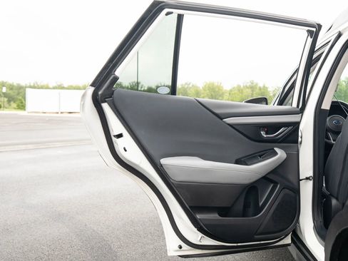 Used 2023 Subaru Outback Premium image 42