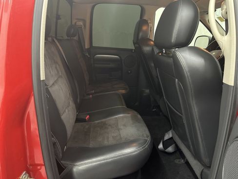 Used 2005 Dodge Ram 1500 Truck 2WD Quad Cab image 23