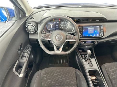 Used 2021 Nissan Kicks SV image 8