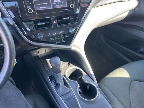 Used 2023 Toyota Camry LE image 23