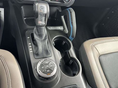 Used 2023 Ford Bronco Wildtrak image 20