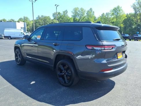 Certified 2024 Jeep Grand Cherokee L Altitude AWD/4WD image 5