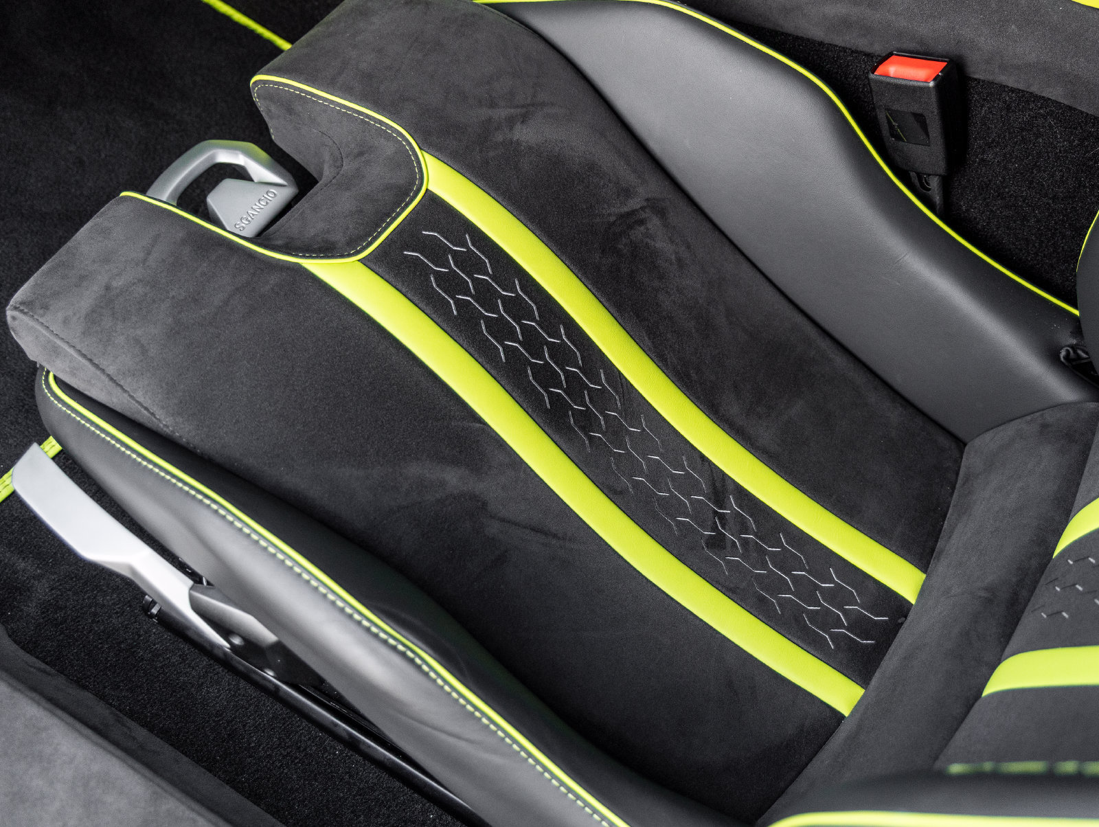 Used 2024 Lamborghini Huracan Tecnica RWD image 25