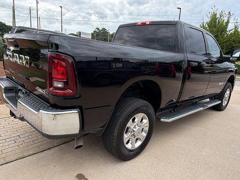 Used 2025 RAM 2500 Big Horn AWD/4WD image 8