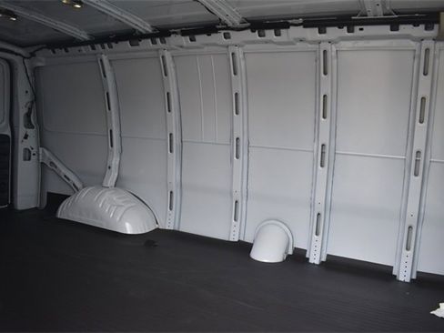 New 2025 Chevrolet Express 2500 Work Van image 13