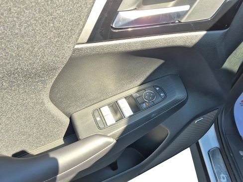 New 2026 Mitsubishi Outlander ES FWD image 25