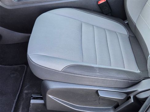 Used 2019 Ford Escape S image 13