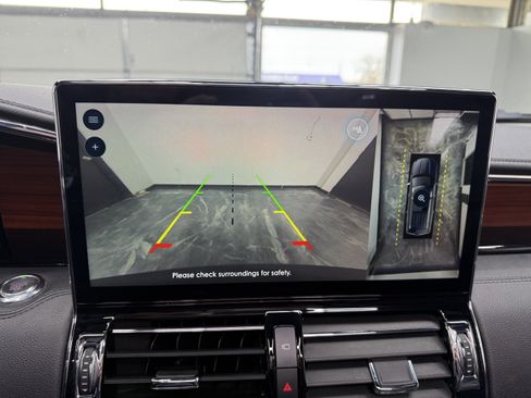 Used 2022 Lincoln Navigator Reserve w/ Equipment Group 201A image 21