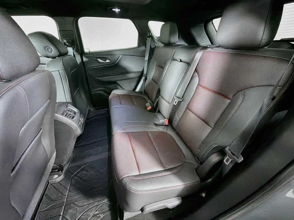 New 2026 Chevrolet Blazer RS w/ LPO, Floor Liner Package AWD/4WD image 19