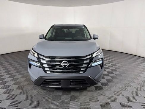 Certified 2026 Nissan Rogue SV FWD image 20