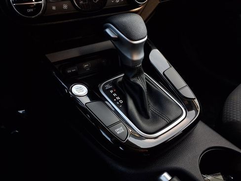 Used 2024 Kia Soul S image 10