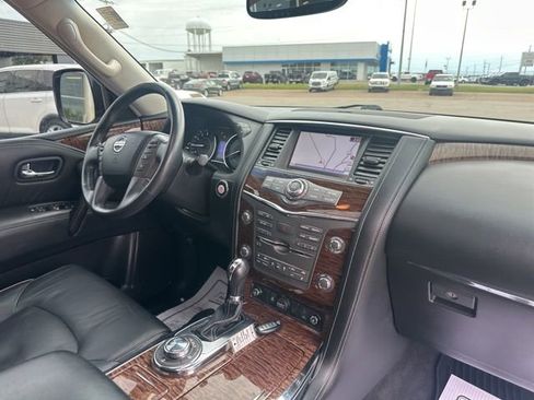 Used 2017 Nissan Armada Platinum AWD/4WD image 9