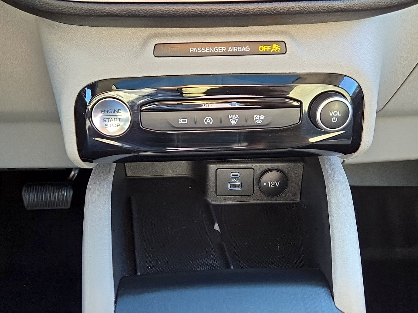 Used 2023 Ford Escape Active w/ Tech Pack #2 AWD/4WD image 19