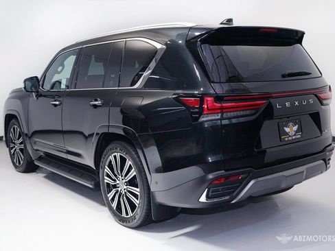 Used 2026 Lexus LX 700h Luxury AWD/4WD image 6
