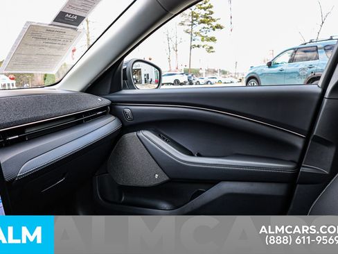 Used 2024 Ford Mustang Mach-E Premium image 41
