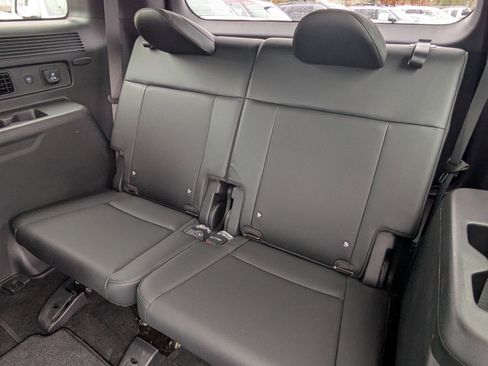 Used 2025 Hyundai Santa Fe Calligraphy image 28