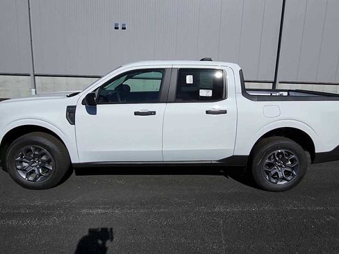 New 2025 Ford Maverick XLT FWD image 5