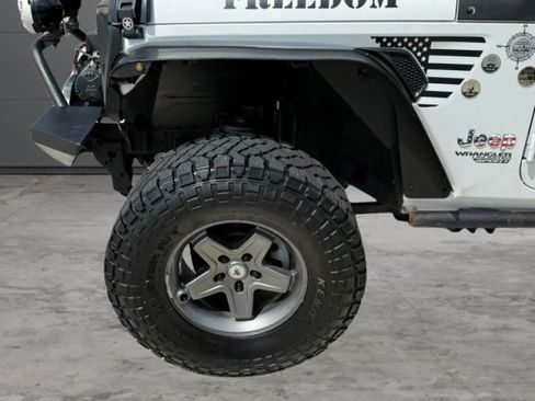 Used 2018 Jeep Wrangler Unlimited Sport S AWD/4WD image 31
