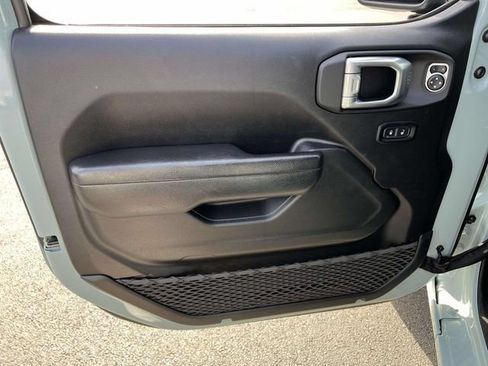 Certified 2023 Jeep Wrangler Sport AWD/4WD image 12