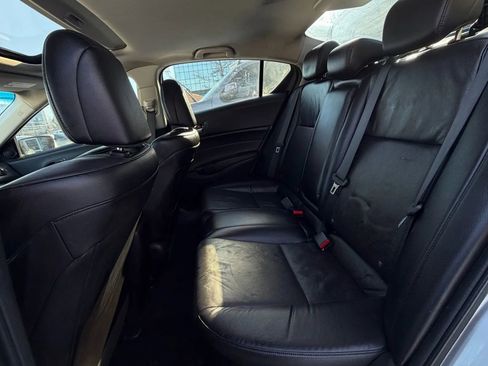 Used 2015 Acura ILX w/ Technology Package image 25