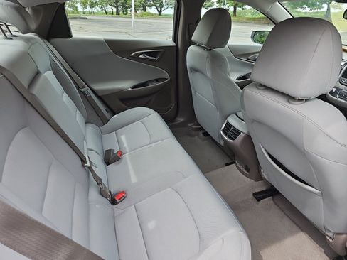 Used 2024 Chevrolet Malibu LT FWD image 15