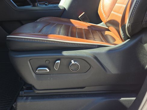 Used 2022 GMC Sierra 1500 Denali Ultimate image 22